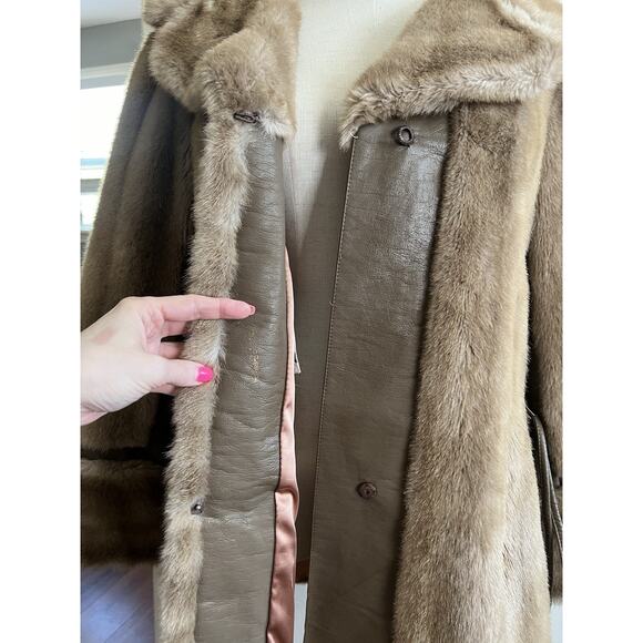 Vintage 1960’s Faux Fur Leather Penny Lane Belted Trench Coat Sz Small - Picture 9 of 16